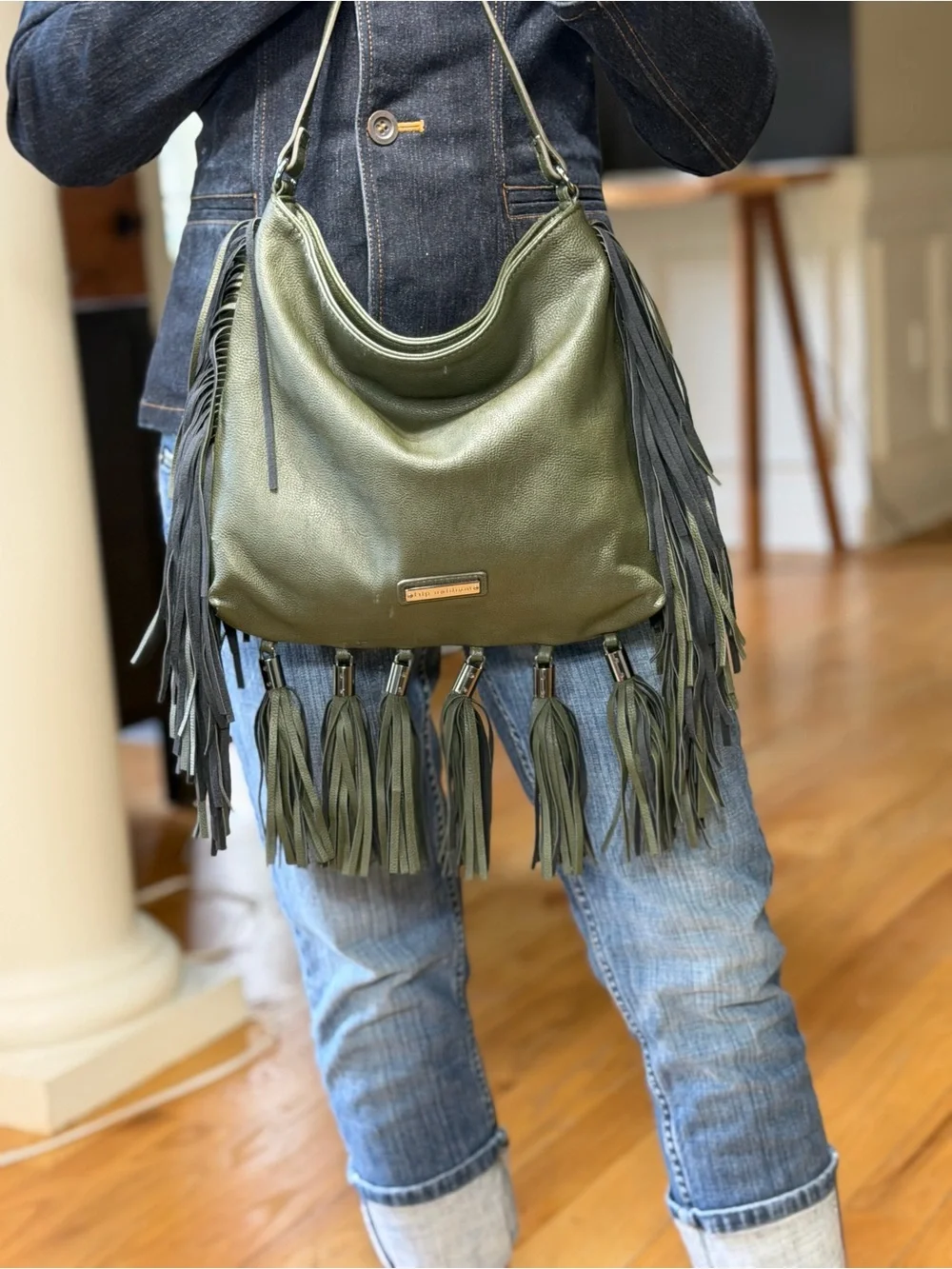 Madden Girl 2010’s Boho Western Olive/Black Fringe Crossbody Bag (GUC)